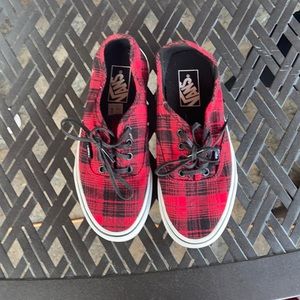 Women’s Vans size 7